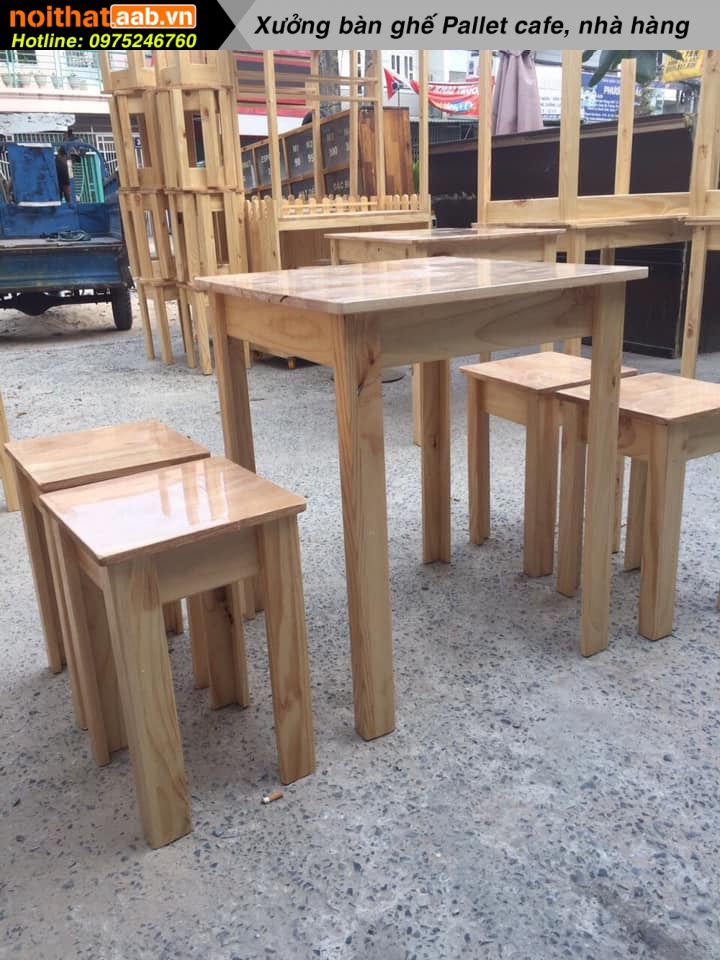Bộ bàn ghế gỗ cao su
